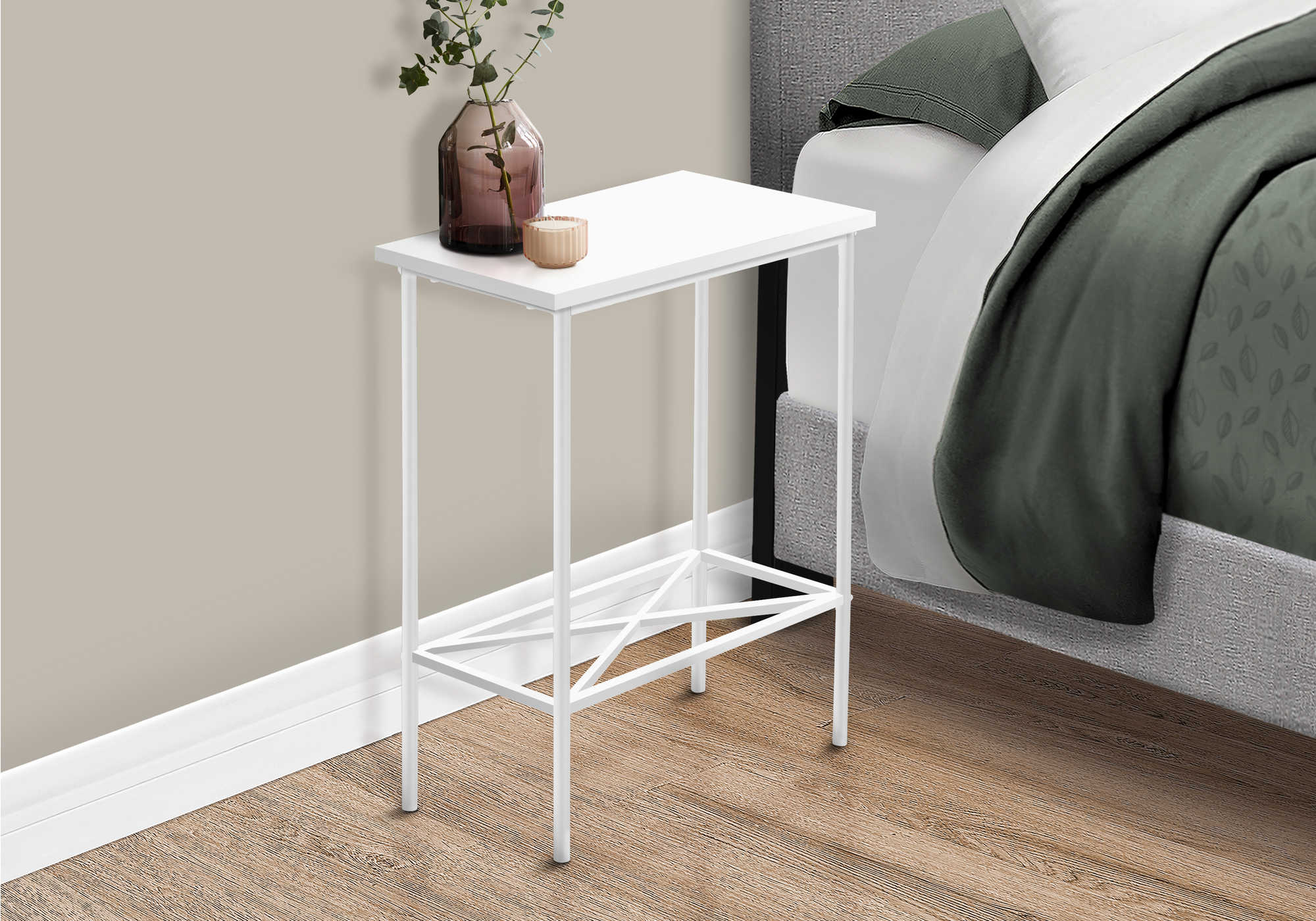 nightstand - 24"h /white / white metal i2079