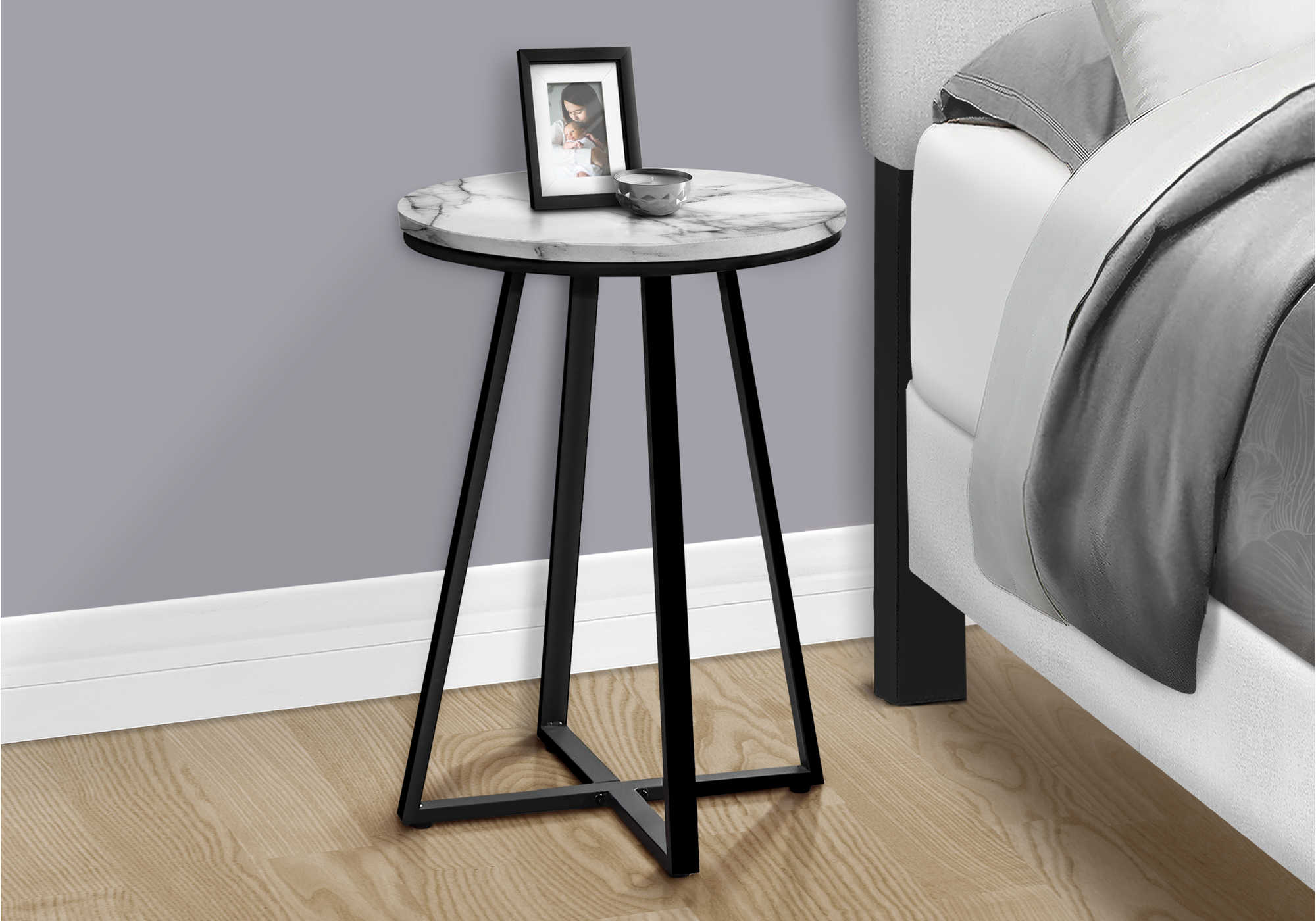 Image of nightstand - 22"h / white marble / black metal  i 2178.