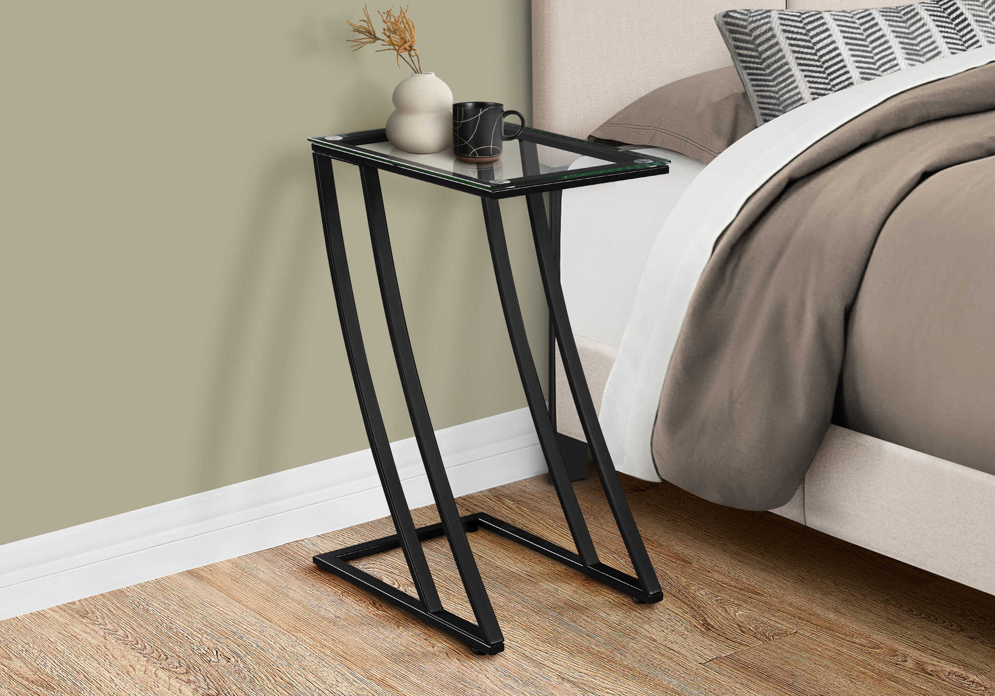 Image of nightstand - black metal with tempered glass  i 3089.