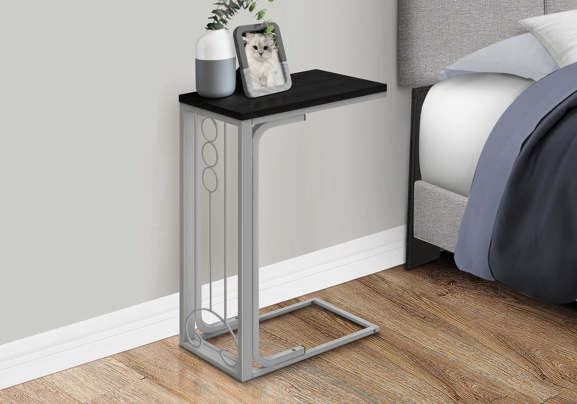 Image of nightstand - black top / silver metal  i 3137.