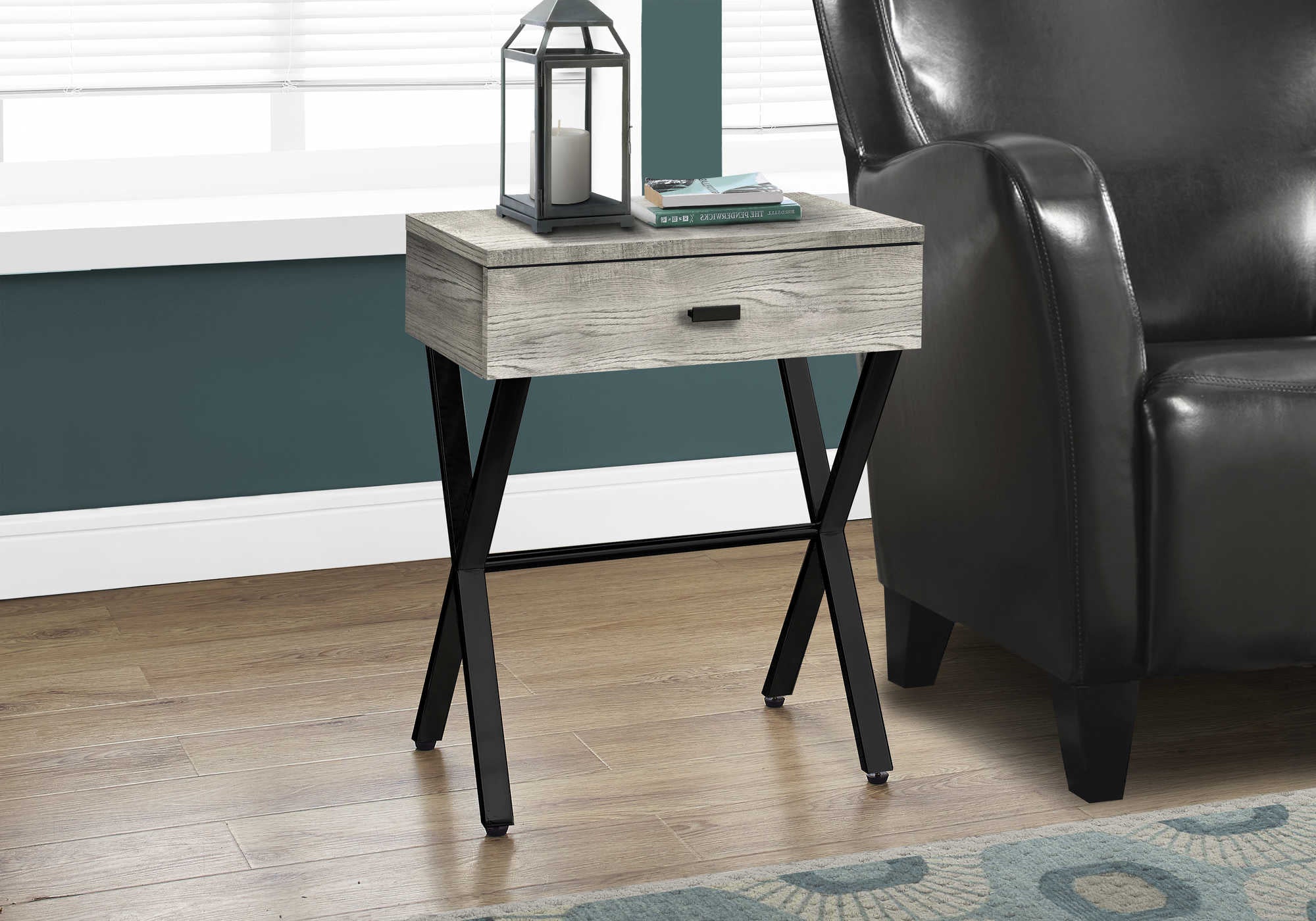 accent table - 24"h / grey reclaimed wood / black metal i3451