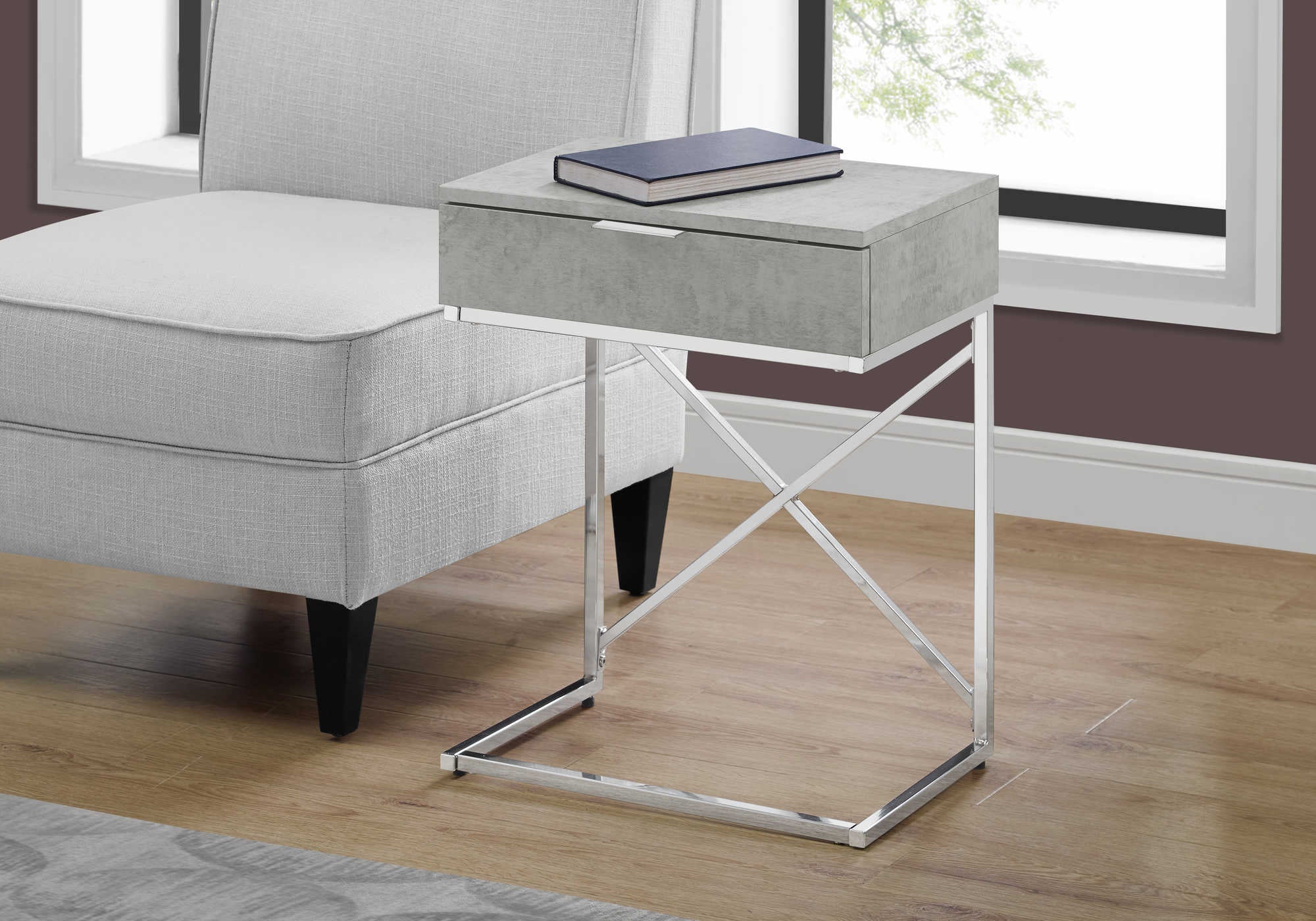 accent table - 24"h / grey cement / chrome metal  i3471