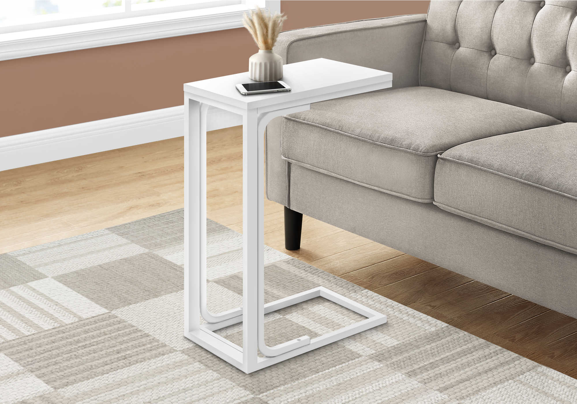 accent table - 25"h /white / white metal i3478