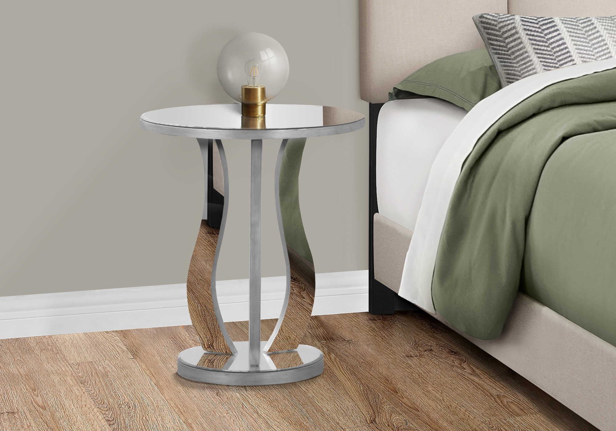 nightstand - 20"dia / brushed silver / mirror i3726