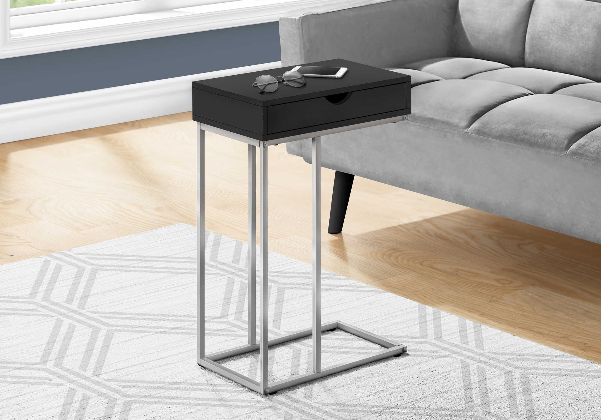 accent table - 25"h / black / silver metal i3773