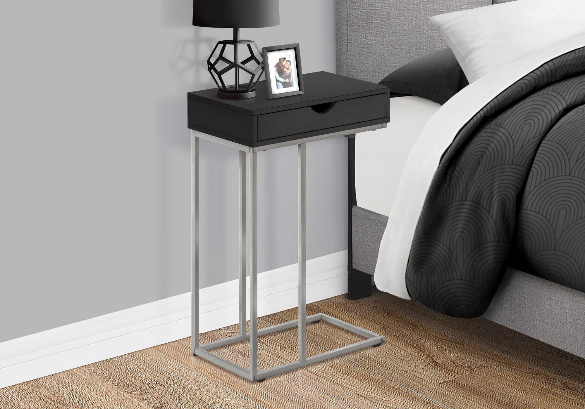 nightstand - 25"h / black / silver metal i3773