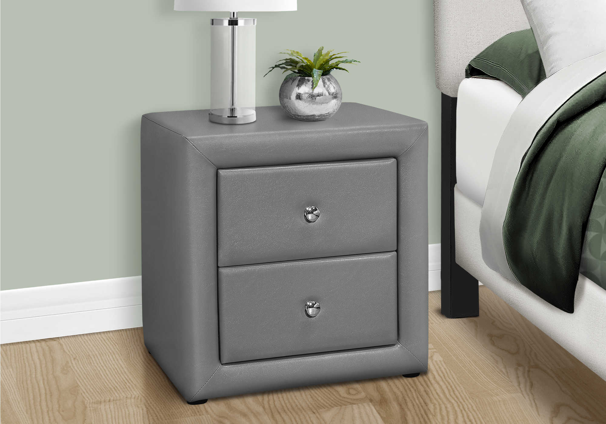 nightstand - 21"h / grey leather-look i5602