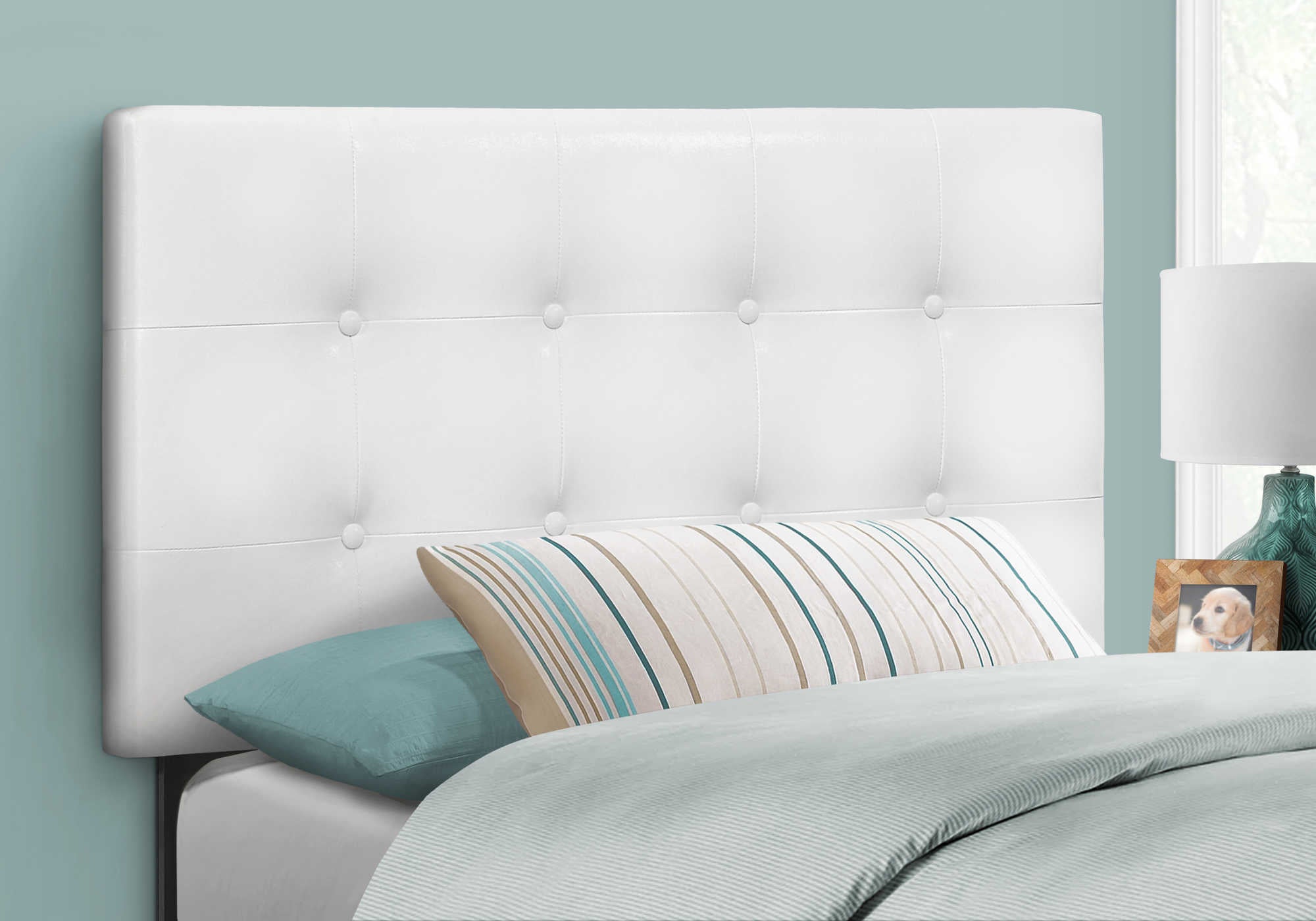 BED - TWIN SIZE / WHITE LEATHER-LOOK HEADBOARD ONLY i 6002T