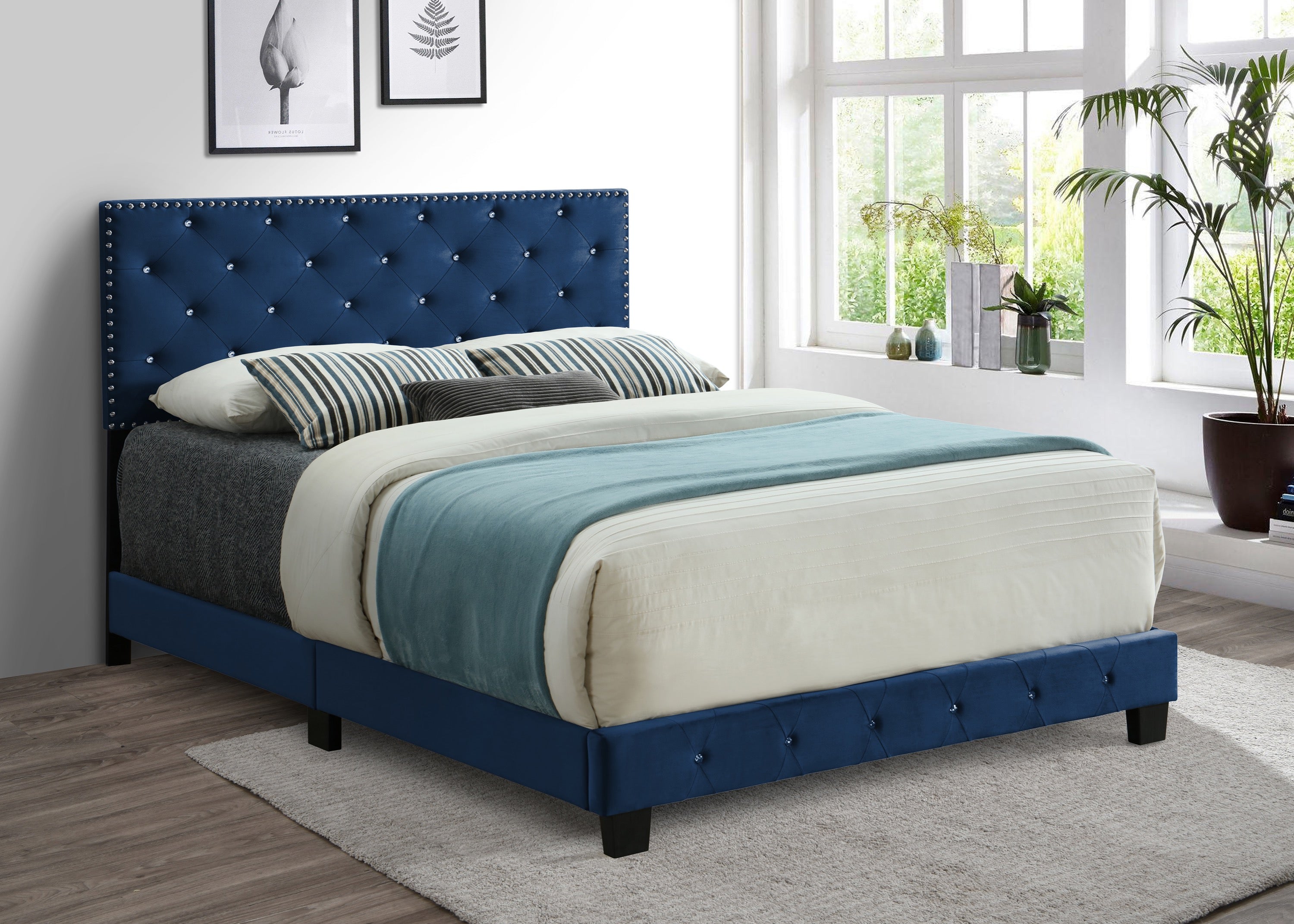 IF-5652 - Double or Queen or King Bed - Platform Bed Includes Mattress Support