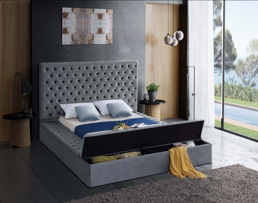 IF-5790 - Queen or King Bed - Platform Bed Includes Mattress Support