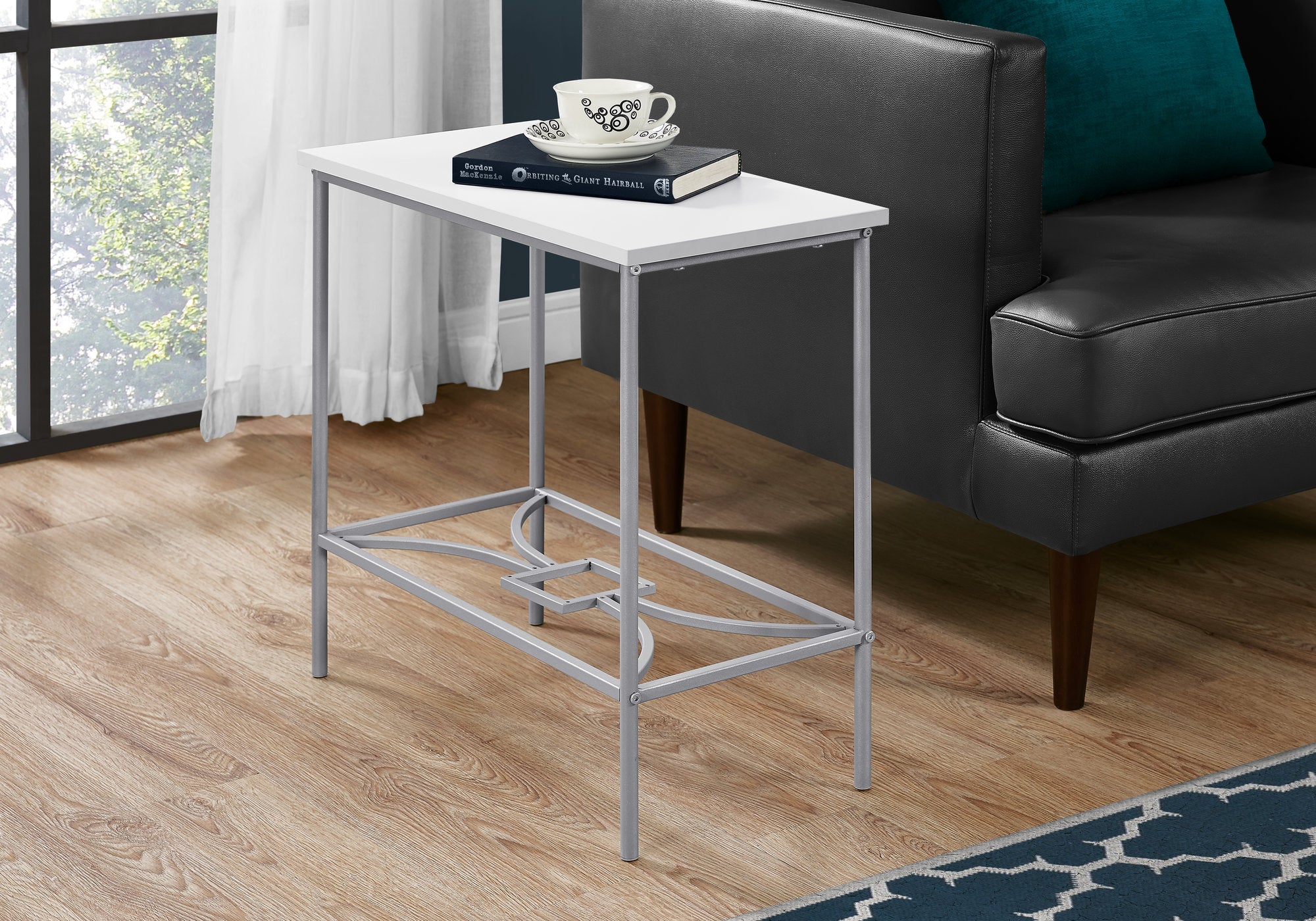 accent table 22h white silver metal i2077