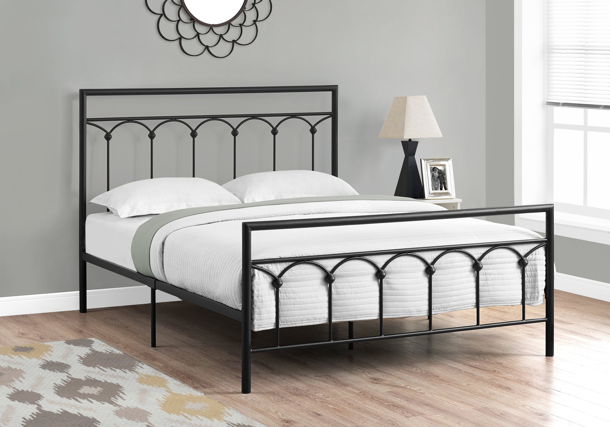 bed queen size black metal frame only i2657q