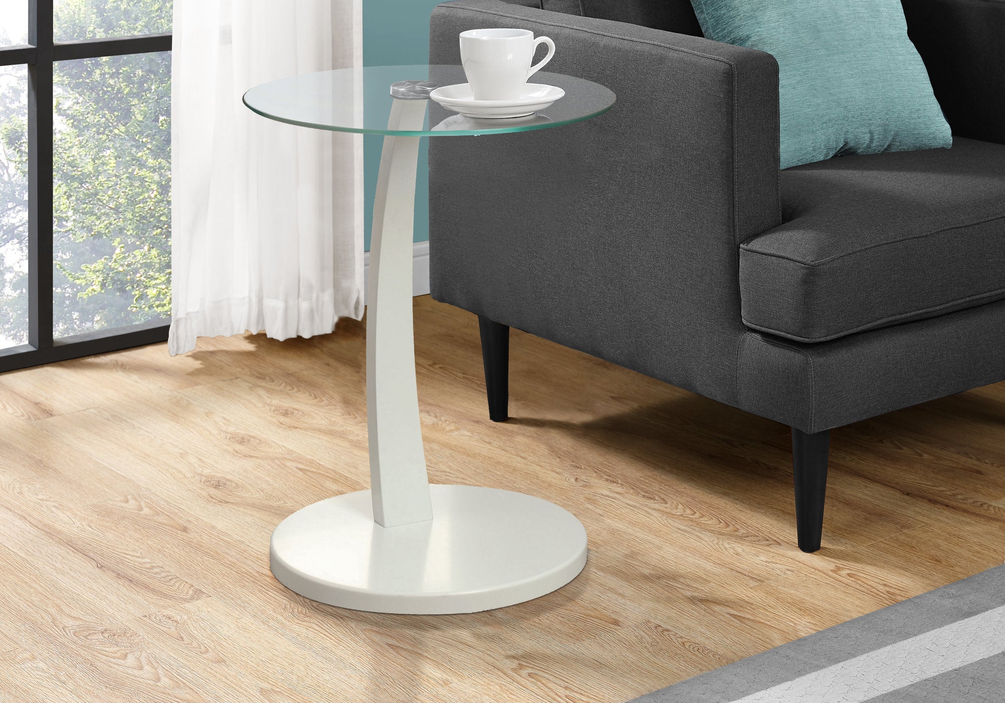 Image of accent table - white bentwood with tempered glass  i 3017.