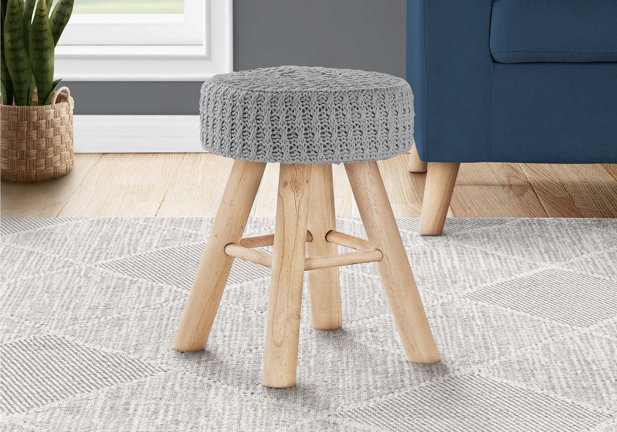 OTTOMAN - GREY KNIT  NATURAL WOOD LEGS