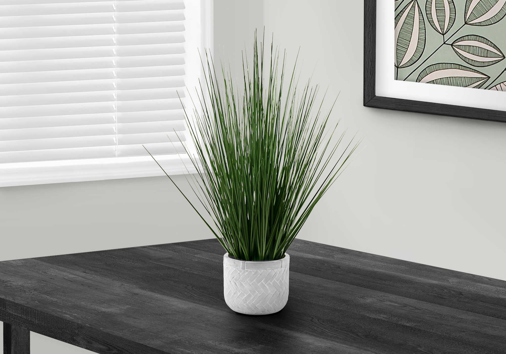 ARTIFICIAL PLANT - 21H  INDOOR GRASS IN CEMENT 4 POT